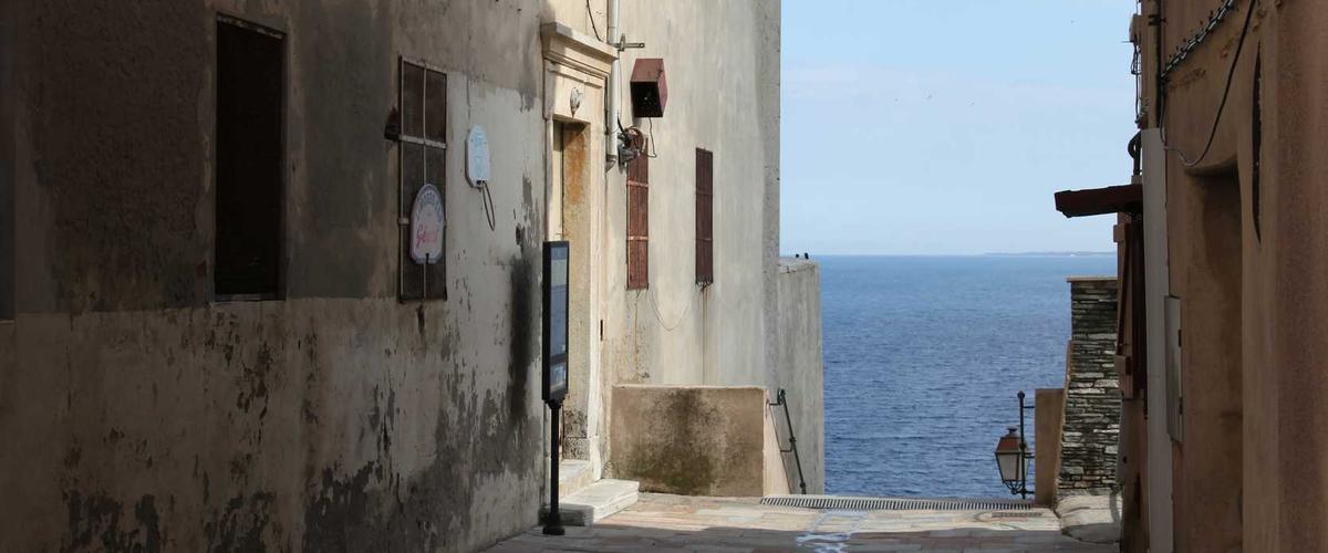 那个天天加班的人，被裁员了